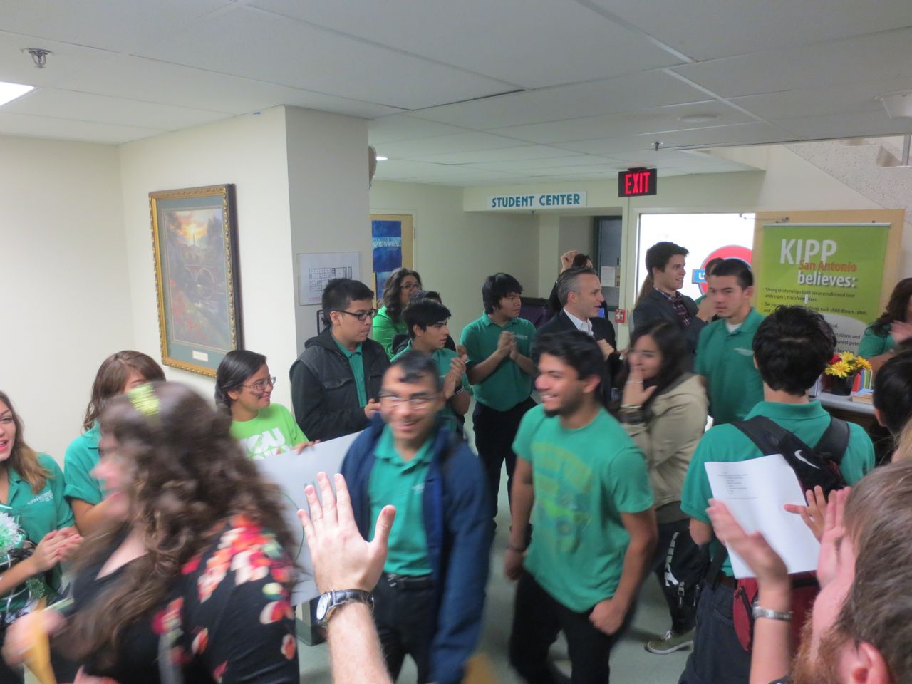 KIPP San Antonio March to College 2013 seniors walk down hallway | San Antonio Charter Moms