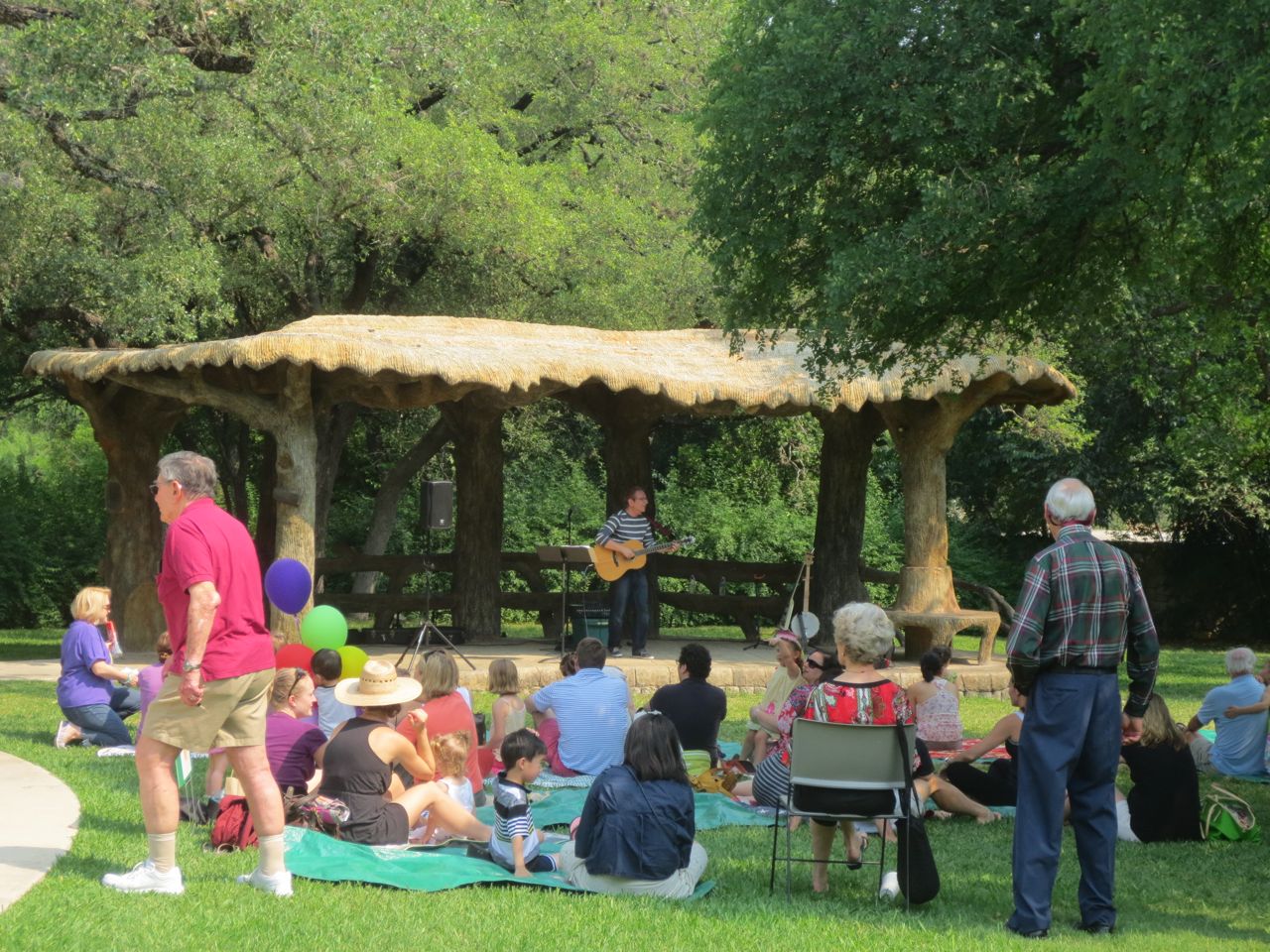 Owen Duggan, singer-songwriter, at Landa Gardens Month | San Antonio Charter Moms