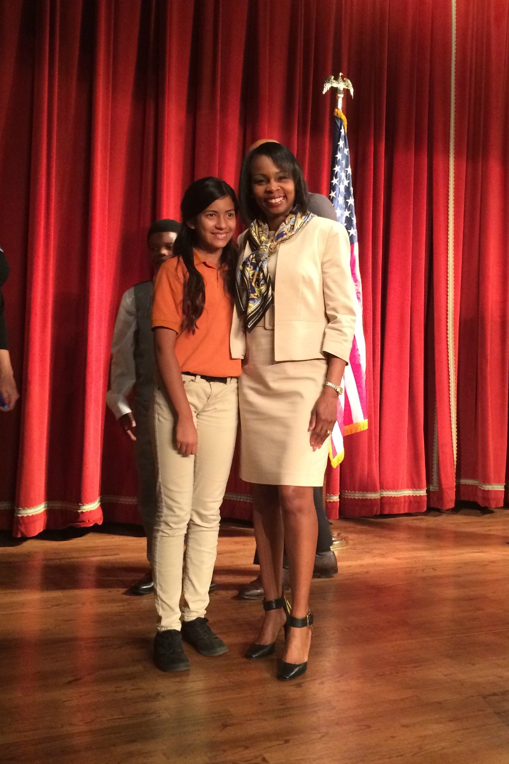 Angelina Guzman, 7th grade student at IDEA South Flores, with Mayor Ivy Taylor | San Antonio Charter Moms