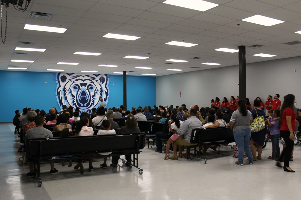 Founding families and new students at Meet the Teacher Night at Compass Rose Academy public charter school in San Antonio, Texas | San Antonio Charter Moms