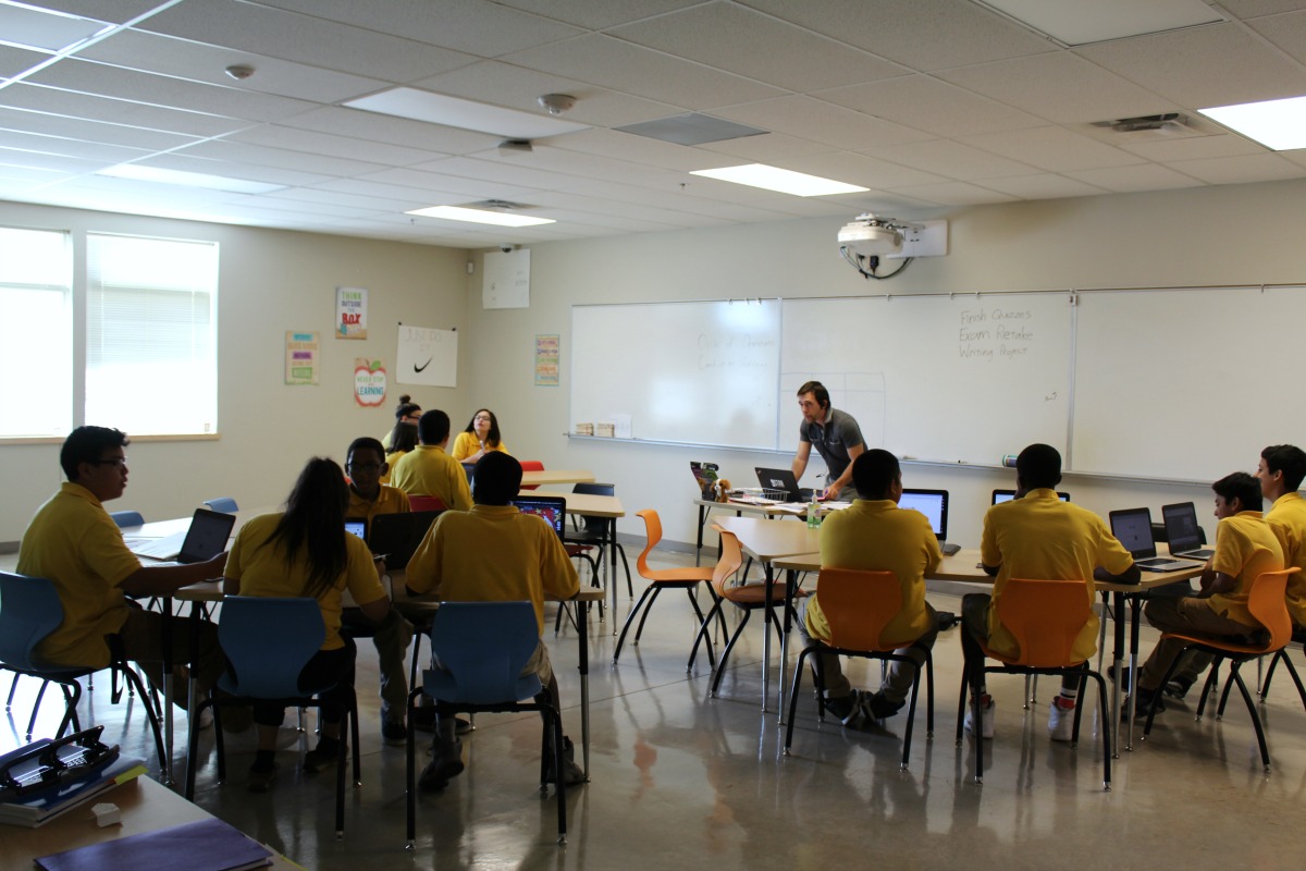 Middle school math class at Carpe Diem Westwood | San Antonio Charter Moms