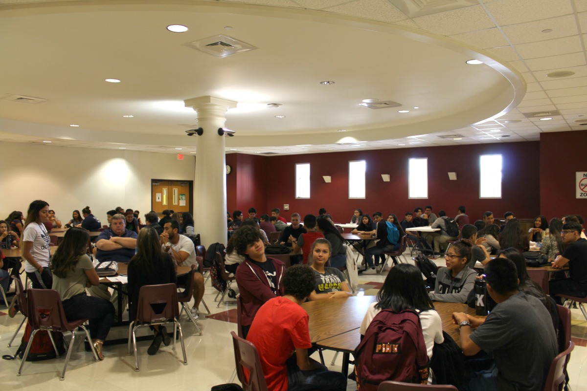 High school lunch at Jubilee - Lake View University Prep | San Antonio Charter Moms