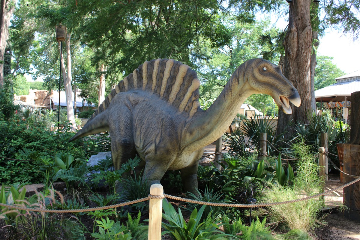 Ouranosaurus at Zoorassic Park at the San Antonio Zoo | San Antonio Charter Moms