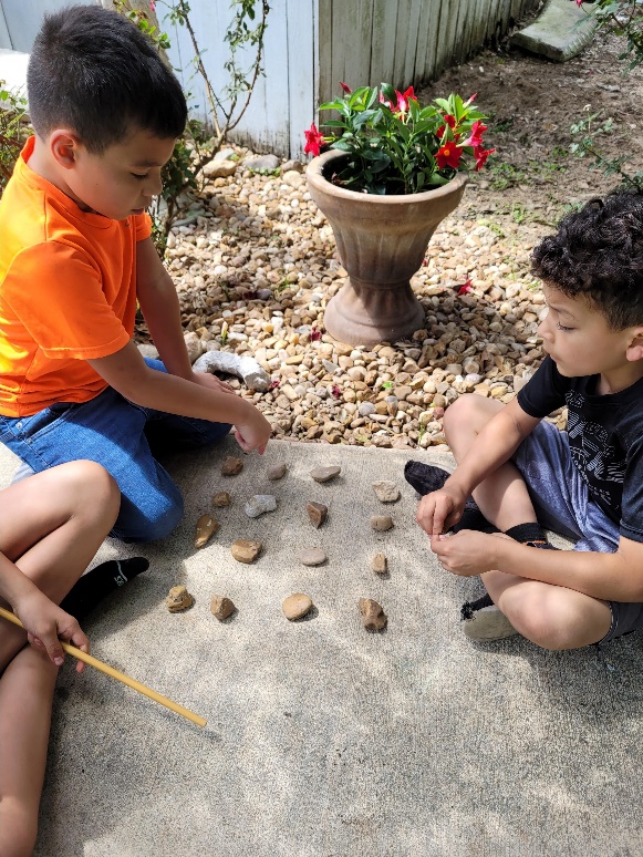summer outdoor math activities multiplication arrays